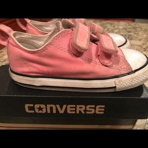 Converse pink toddler sneakers